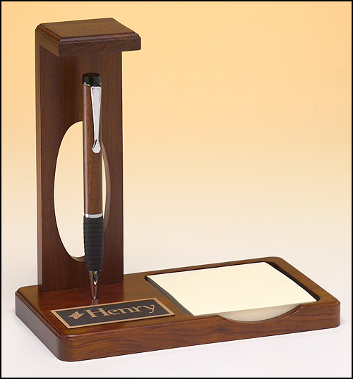 Floating Pen Desk.