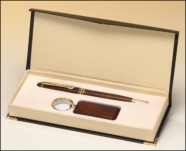 Pen and Key Ring Set.