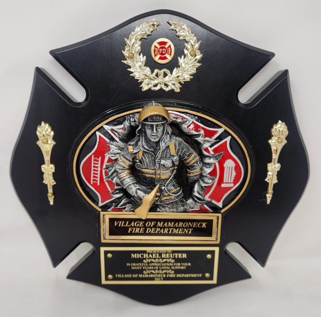 T795 - Maltese Cross with Fireman Burst.