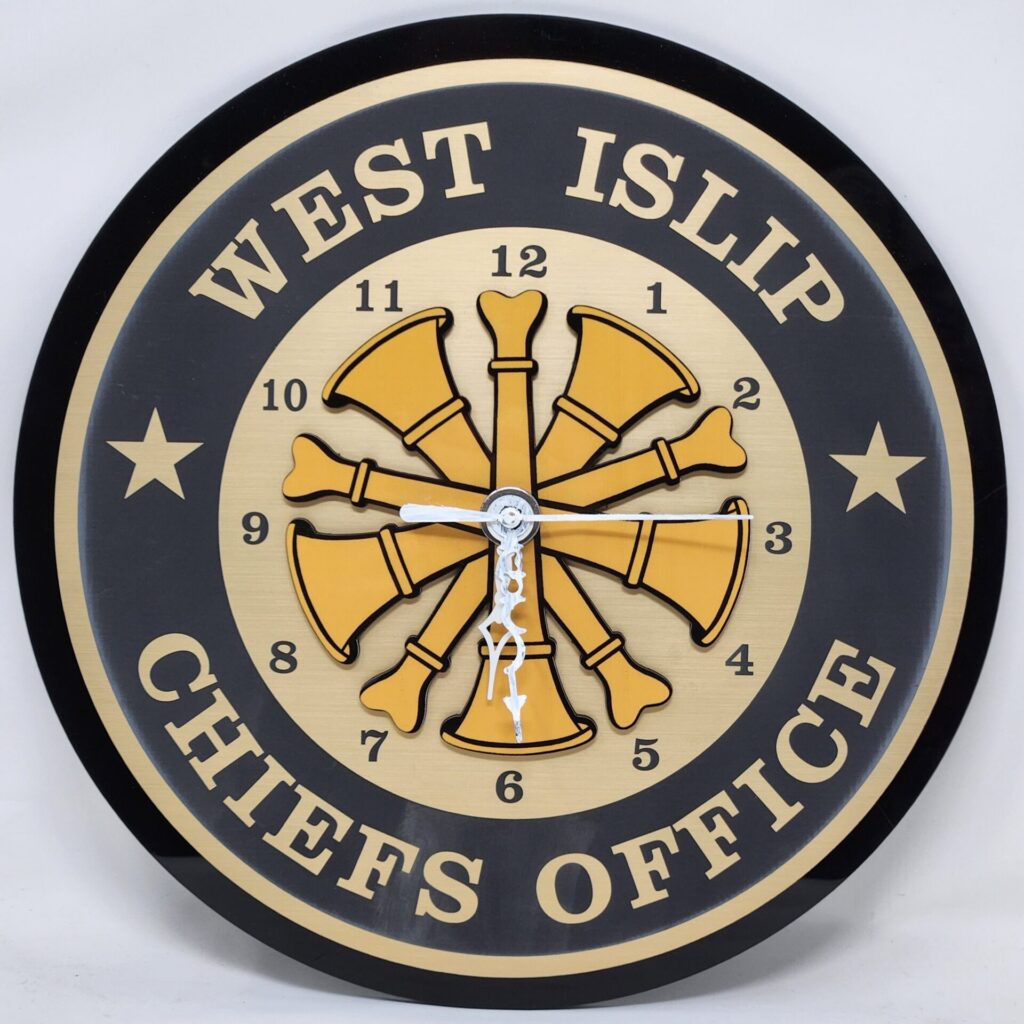 5 Trumpets Clock.
