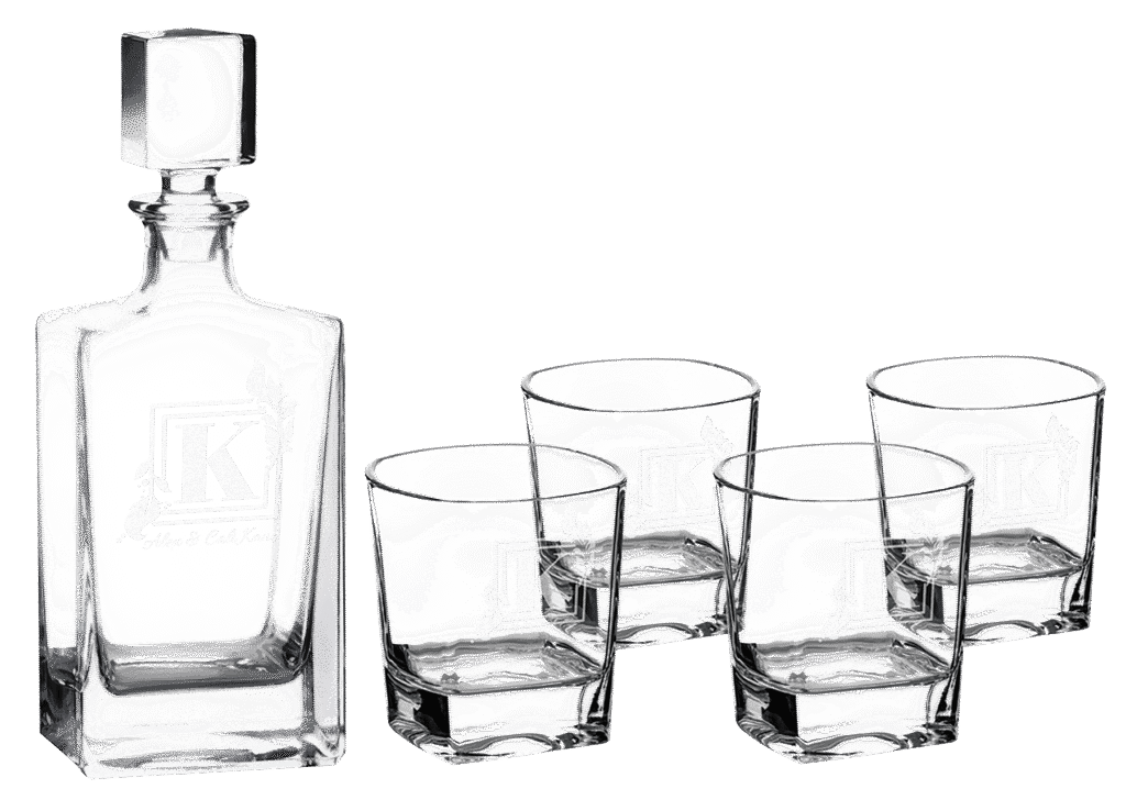 Rectangle Glass Decanter with 4 Glasses.